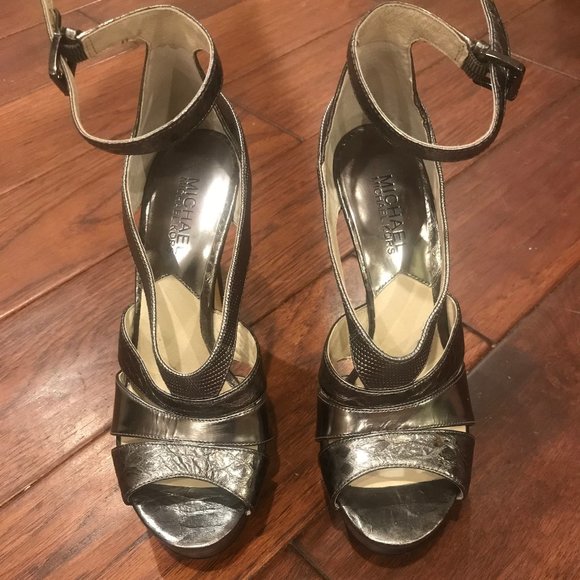 Michael Michael Kors heels - Picture 1 of 7